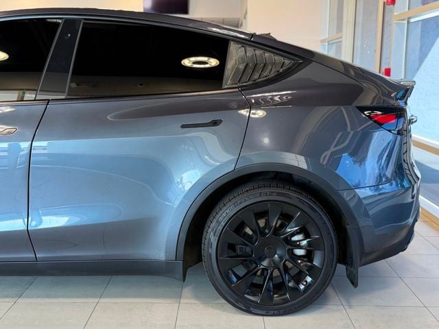 2022 Tesla Model Y Long Range AWD - 23075521 - 8