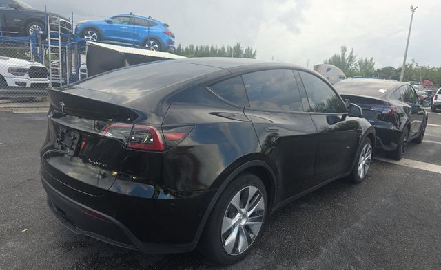 2022 Tesla Model Y Long Range AWD - 23083376 - 2