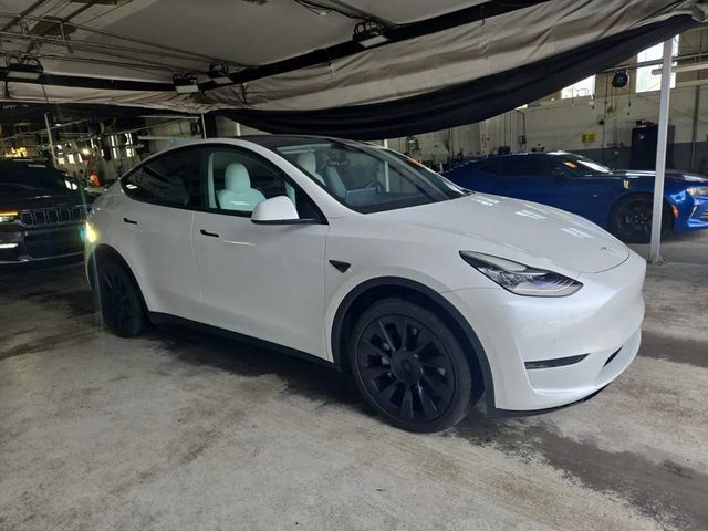 2022 Tesla Model Y Long Range AWD - 23085557 - 2