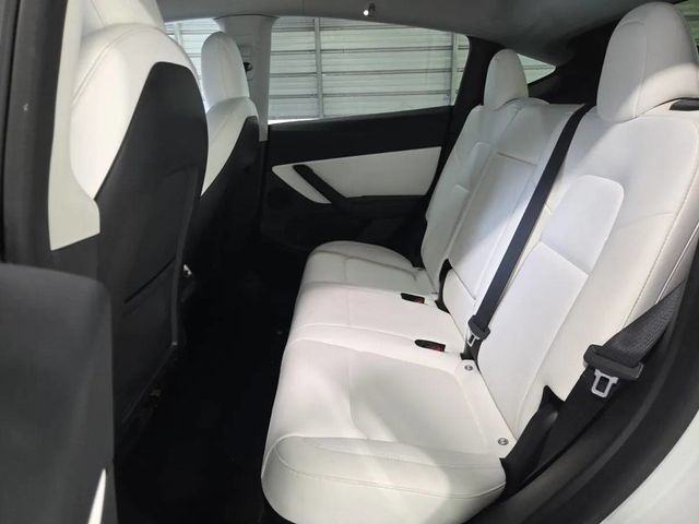 2022 Tesla Model Y Long Range AWD - 23085557 - 6