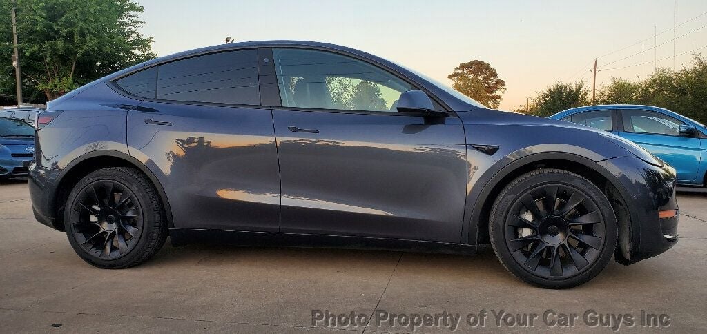 2022 Tesla Model Y Long Range AWD - 22940213 - 9