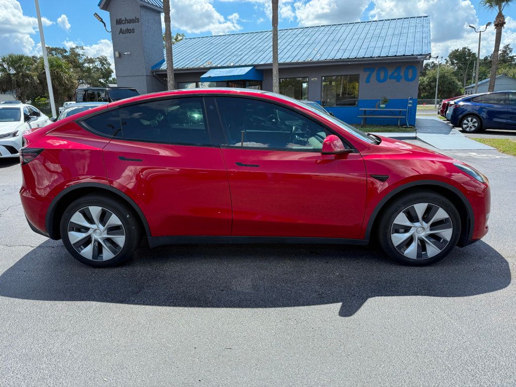 2022 Tesla Model Y Long Range photo 4