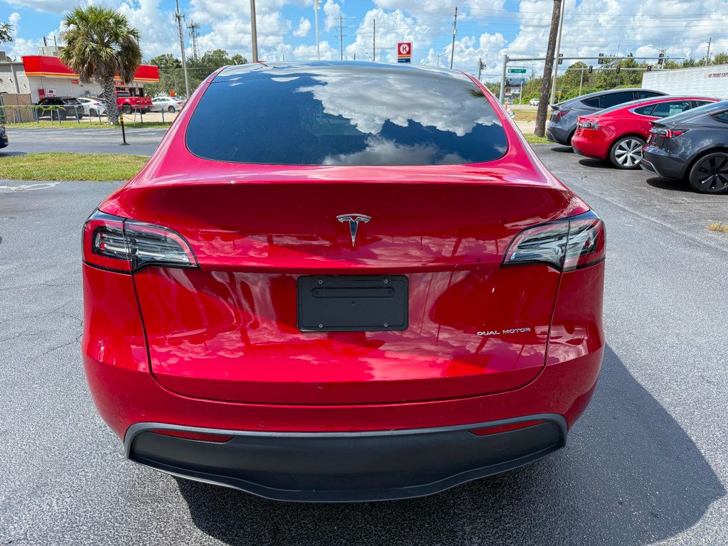 2022 Tesla Model Y Long Range photo 6