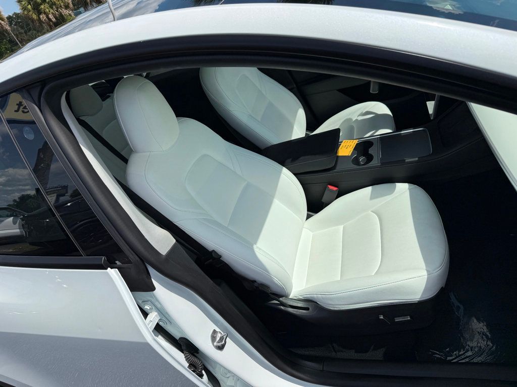 2022 Tesla Model Y Long Range AWD - 23018473 - 27