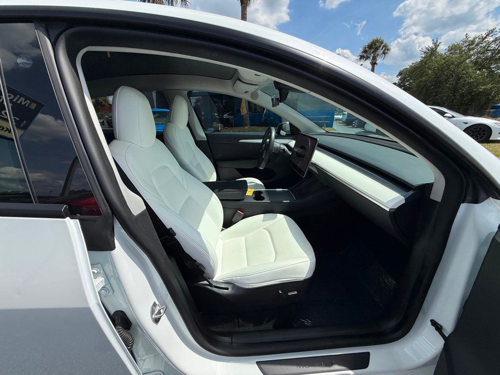 2022 Tesla Model Y Long Range AWD - 23018473 - 28