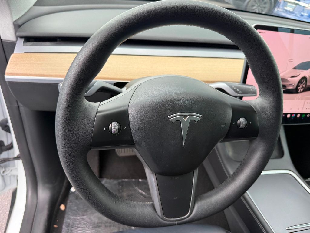 2022 Tesla Model Y Long Range AWD - 23044170 - 10