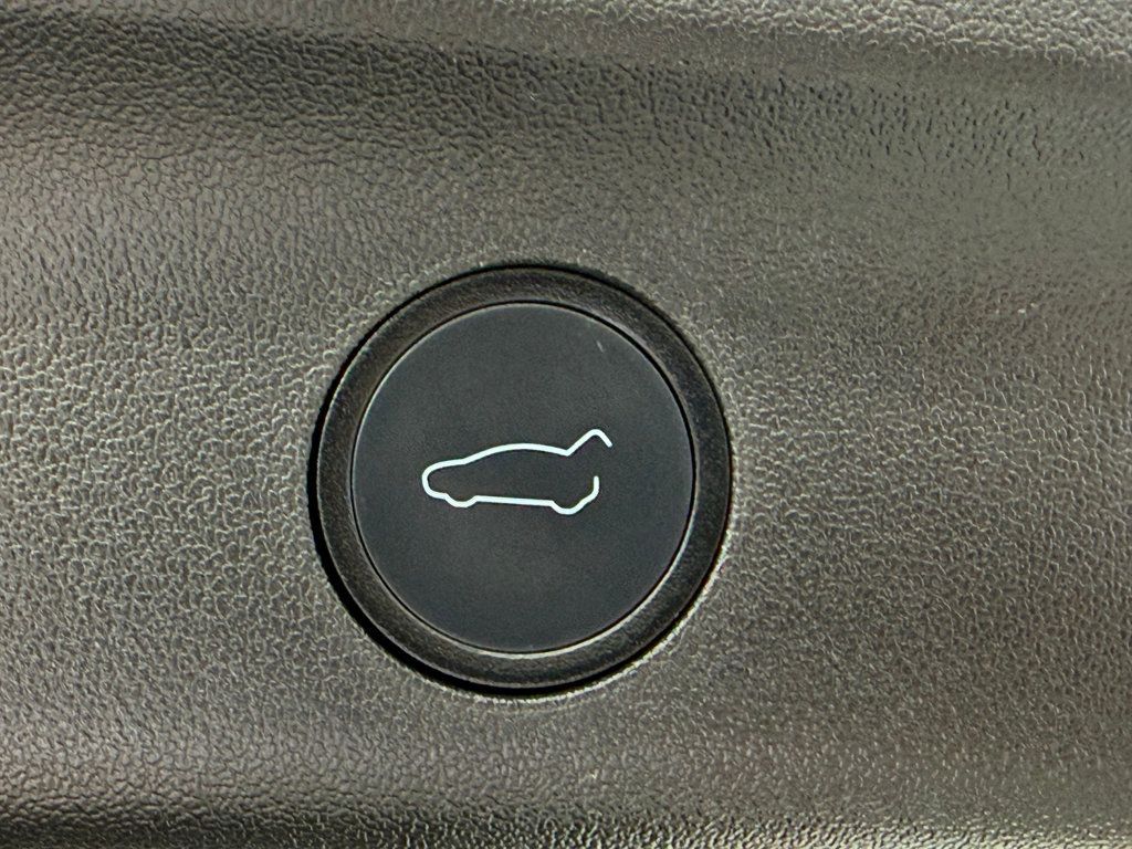 2022 Tesla Model Y Long Range AWD - 23044170 - 22