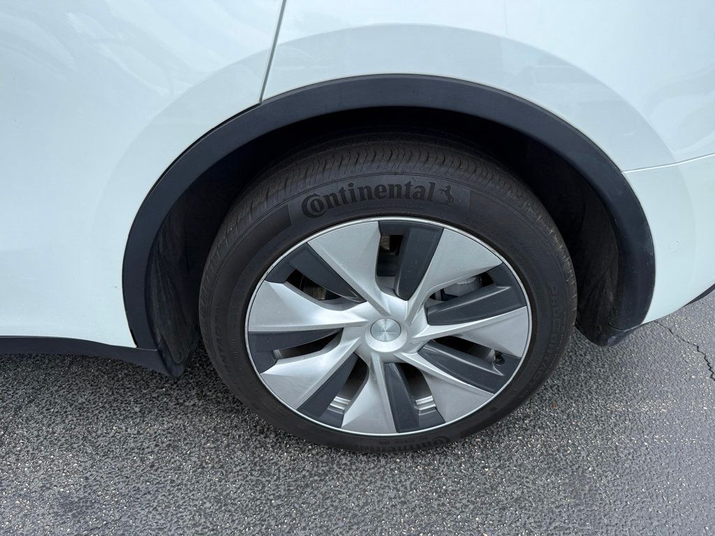2022 Tesla Model Y Long Range AWD - 23044170 - 31