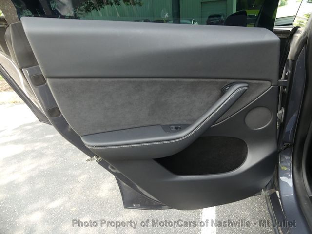 2022 Tesla Model Y Long Range AWD - 23061833 - 17