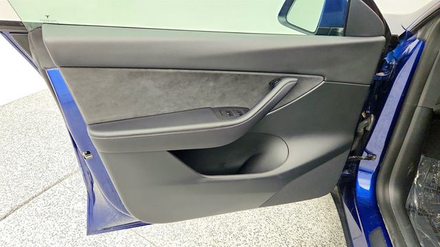 2022 Tesla Model Y Long Range AWD - 22966062 - 10