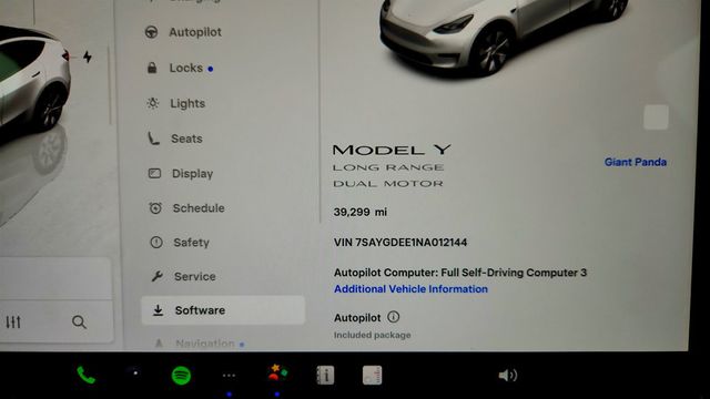 2022 Tesla Model Y Long Range AWD - 23005801 - 13