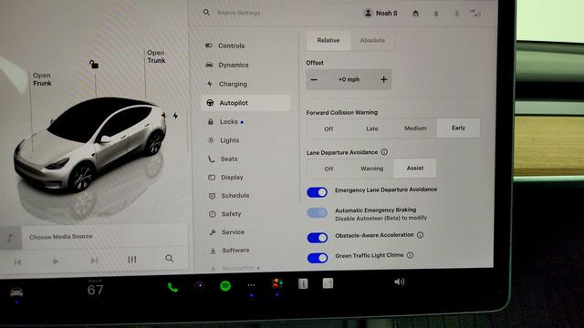 2022 Tesla Model Y Long Range AWD - 23005801 - 17