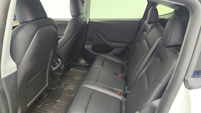 2022 Tesla Model Y Long Range AWD - 23005801 - 21