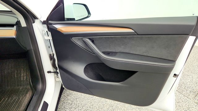 2022 Tesla Model Y Long Range AWD - 23005801 - 26