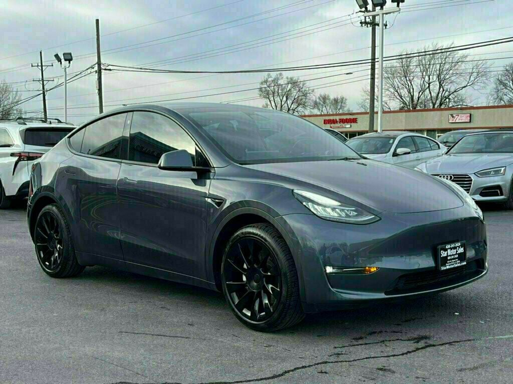 2022 Tesla Model Y Long Range AWD - 22757461 - 14