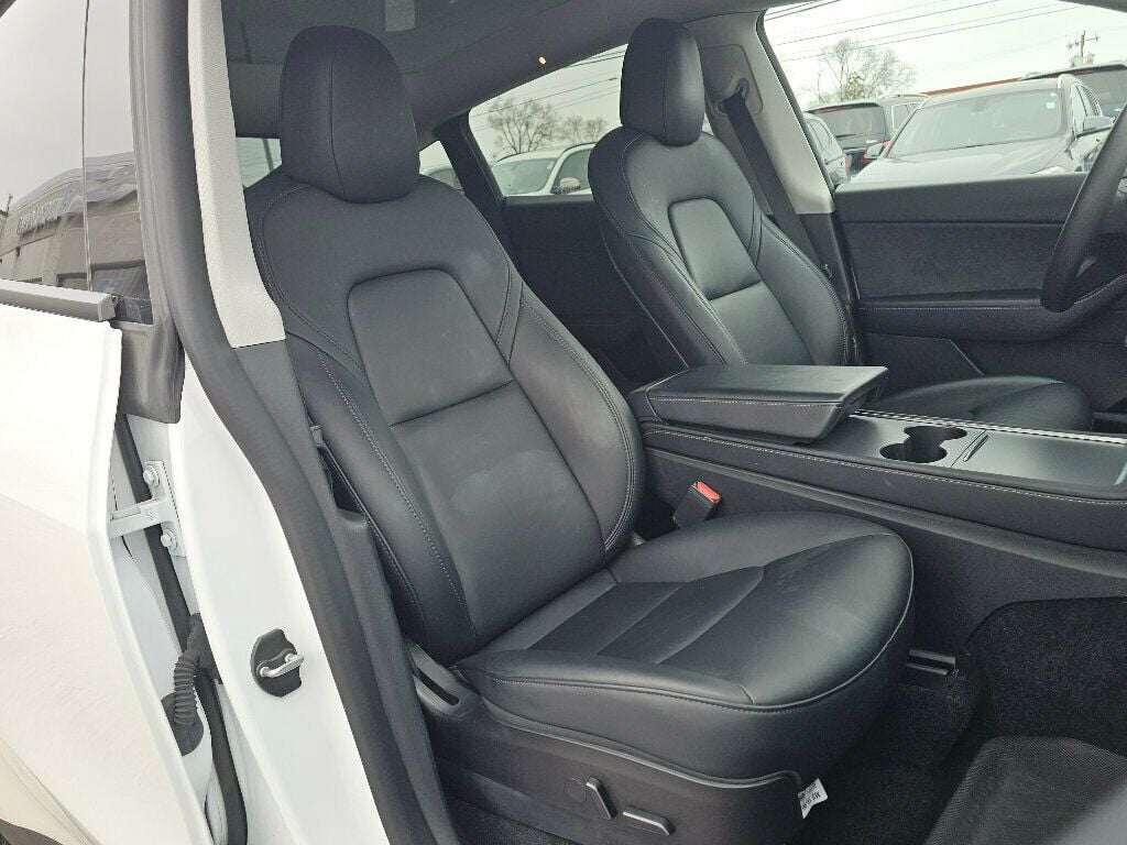 2022 Tesla Model Y Long Range AWD - 22973162 - 17