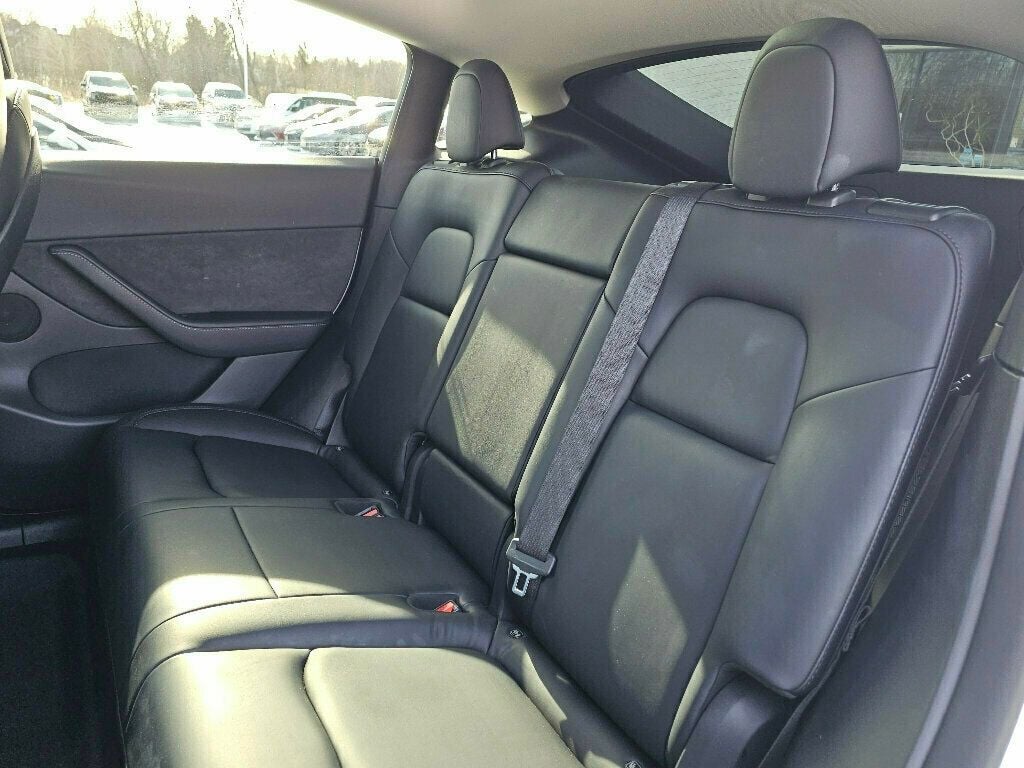 2022 Tesla Model Y Long Range AWD - 22973162 - 18