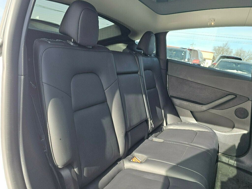 2022 Tesla Model Y Long Range AWD - 22973162 - 19