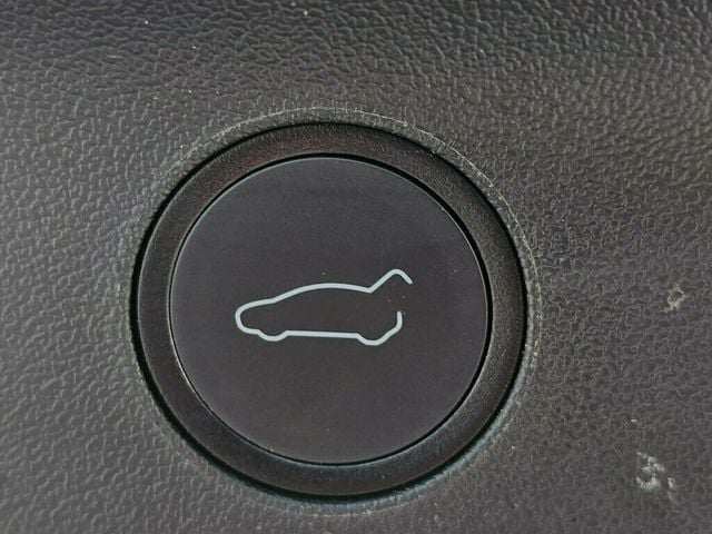 2022 Tesla Model Y Long Range AWD - 22973162 - 37