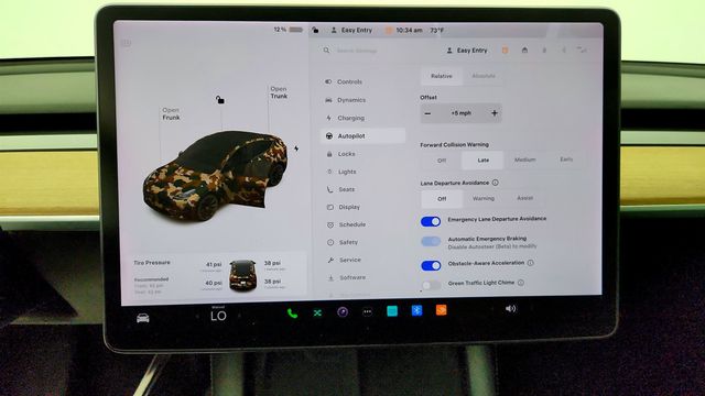 2022 Tesla Model Y Long Range AWD w/ 20'' Induction Wheels & Acceleration Boost - 23073885 - 20