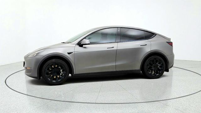2022 Tesla Model Y Long Range AWD w/ 20'' Induction Wheels & Acceleration Boost - 23073885 - 7