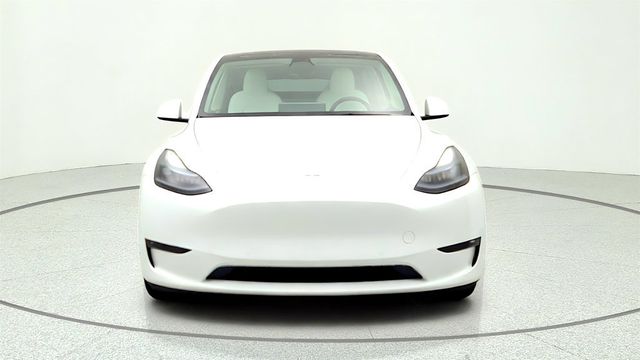 2022 Tesla Model Y Long Range AWD w/ 20'' Wheels + Black & White Interior - 23051556 - 1