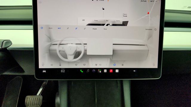 2022 Tesla Model Y Long Range AWD w/ 20'' Wheels + Black & White Interior - 23051556 - 20