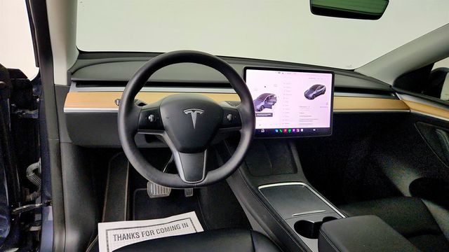 2022 Tesla Model Y Long Range AWD w/ 7 Seat Int., 20'' Wheels & Acceleration Boost - 23029493 - 10