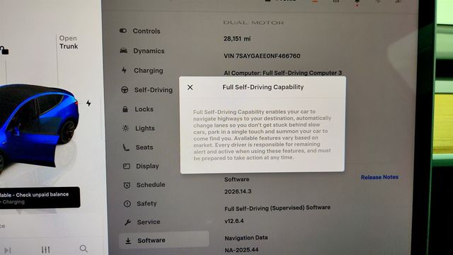 2022 Tesla Model Y Long Range AWD w/ 7-Seat Int, Acceleration Boost & Inductions - 23040113 - 16