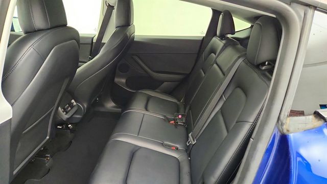 2022 Tesla Model Y Long Range AWD w/ 7-Seat Int, Acceleration Boost & Inductions - 23040113 - 26