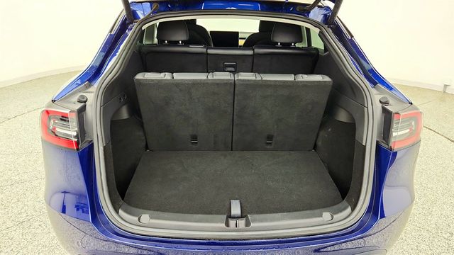 2022 Tesla Model Y Long Range AWD w/ 7-Seat Int, Acceleration Boost & Inductions - 23040113 - 27