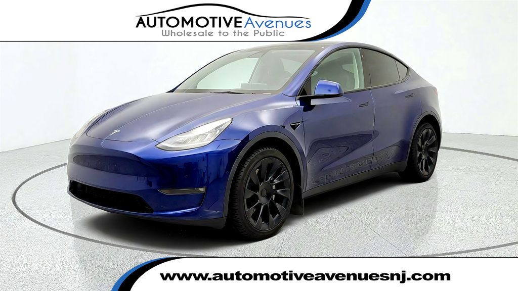 2022 Tesla Model Y Long Range AWD w/ Acceleration Boost & 20'' Wheels - 23073909 | Video 1