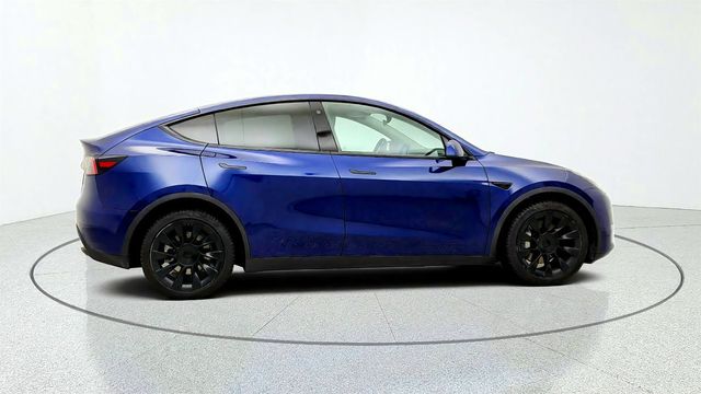 2022 Tesla Model Y Long Range AWD w/ Acceleration Boost & 20'' Wheels - 23073909 - 3