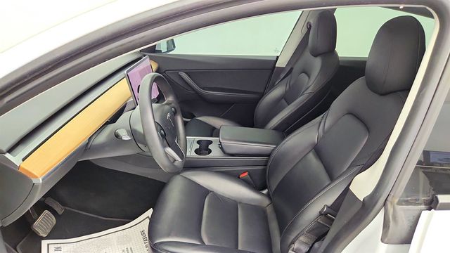 2022 Tesla Model Y Long Range AWD w/ Full Self-Driving Capability & 7-Seat Int - 23035592 - 22