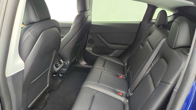 2022 Tesla Model Y Long Range AWD with 20'' Induction Wheels - 22966062 - 21