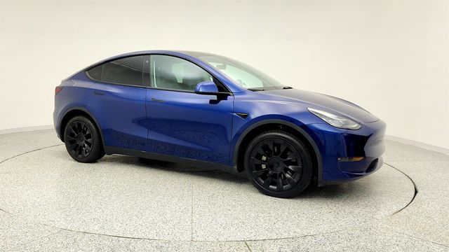 2022 Tesla Model Y Long Range AWD with 20'' Induction Wheels - 22966062 - 2