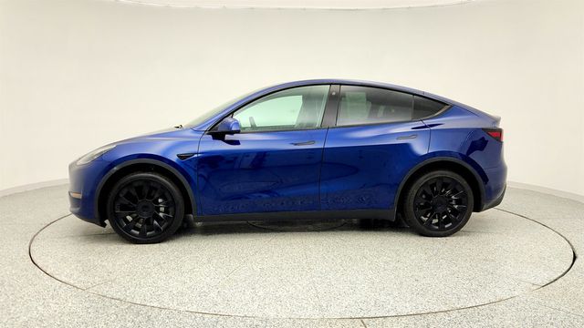 2022 Tesla Model Y Long Range AWD with 20'' Induction Wheels - 22966062 - 7