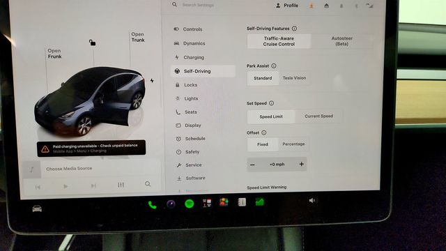 2022 Tesla Model Y Long Range AWD with 7-Passenger Seating - 23032578 - 17