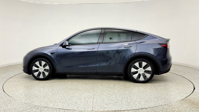 2022 Tesla Model Y Long Range AWD with 7-Passenger Seating - 23032578 - 7