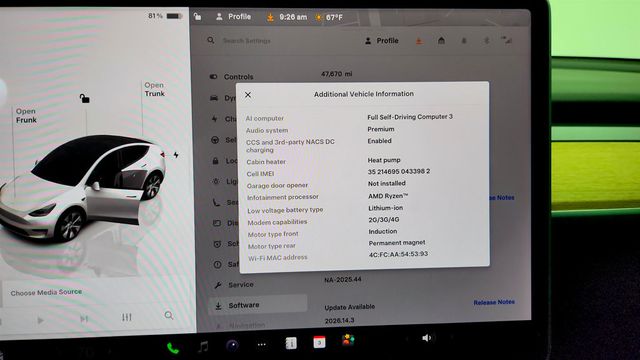 2022 Tesla Model Y Long Range AWD with 7-Passenger Seating - 23035592 - 13