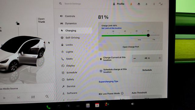 2022 Tesla Model Y Long Range AWD with 7-Passenger Seating - 23035592 - 16
