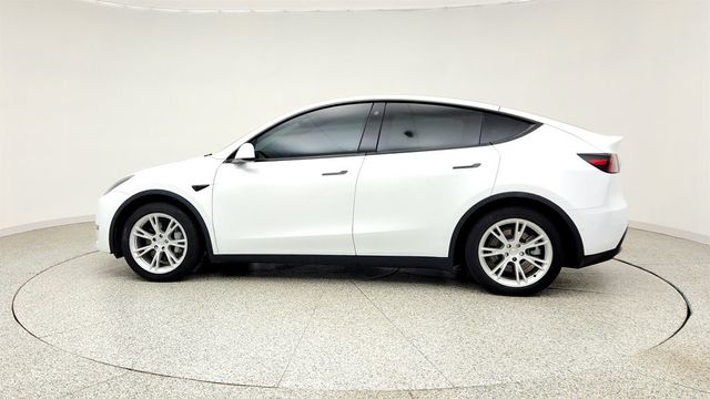 2022 Tesla Model Y Long Range AWD with 7-Passenger Seating - 23035592 - 7