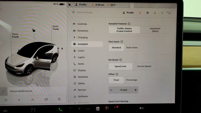2022 Tesla Model Y Long Range AWD with Acceleration Boost - 23005630 - 19