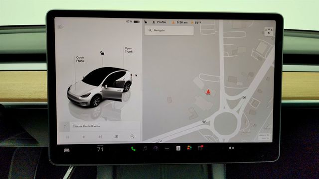 2022 Tesla Model Y Long Range AWD with Acceleration Boost - 23005630 - 22