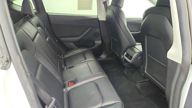 2022 Tesla Model Y Long Range AWD with Acceleration Boost - 23005630 - 26