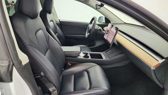 2022 Tesla Model Y Long Range AWD with Acceleration Boost - 23005630 - 27