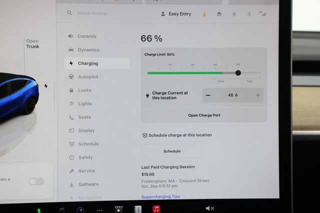 2022 Tesla Model Y Long Range AWD with Full Self-Driving and 20'' Induction Wheels - 22937579 - 15