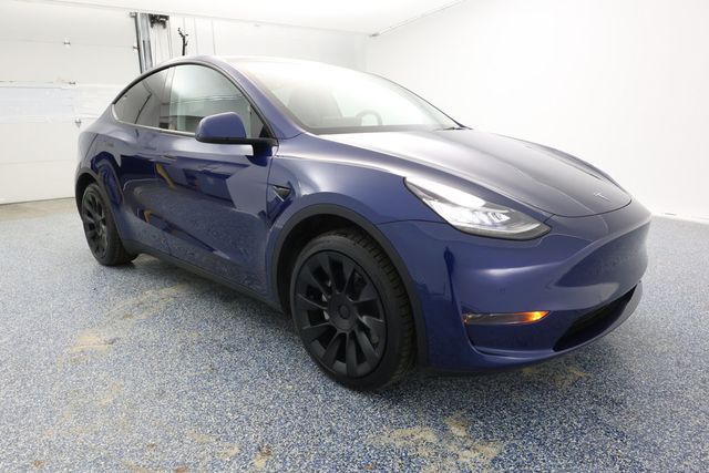 2022 Tesla Model Y Long Range AWD with Full Self-Driving and 20'' Induction Wheels - 22937579 - 1