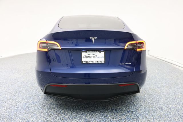 2022 Tesla Model Y Long Range AWD with Full Self-Driving and 20'' Induction Wheels - 22937579 - 3
