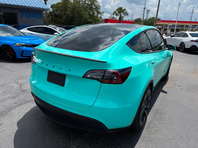 2022 Tesla Model Y Performance Dual Motor All-Wheel Drive's photo